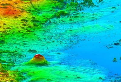 Uebergang von suedlichem Hochland zu noerdlichem Tiefland, farbkodierte Hoehenkarte, Medusae Fossa, Copyright ESA